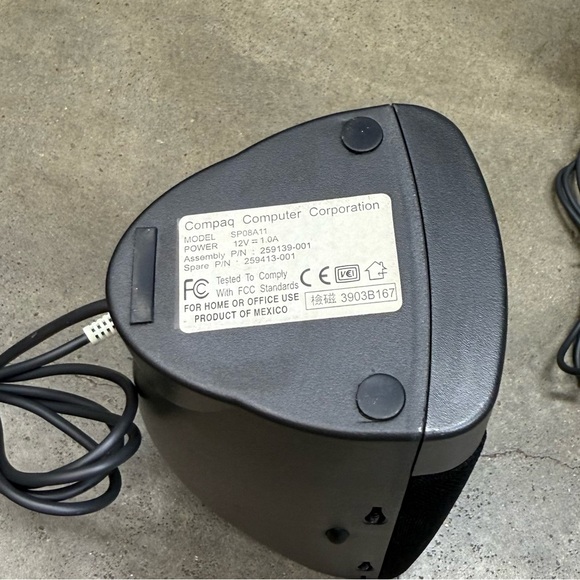 HP Black and Cream Keyboard with Mouse and JBL Speakers - Picture 5 of 13